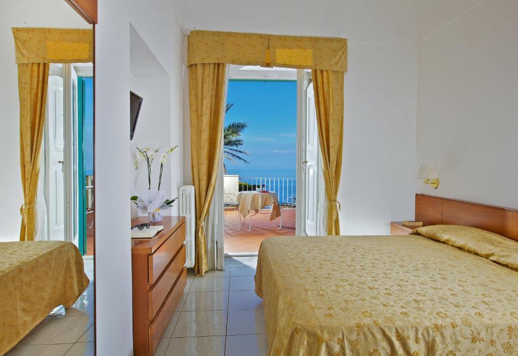 Classic Double Room Sea View